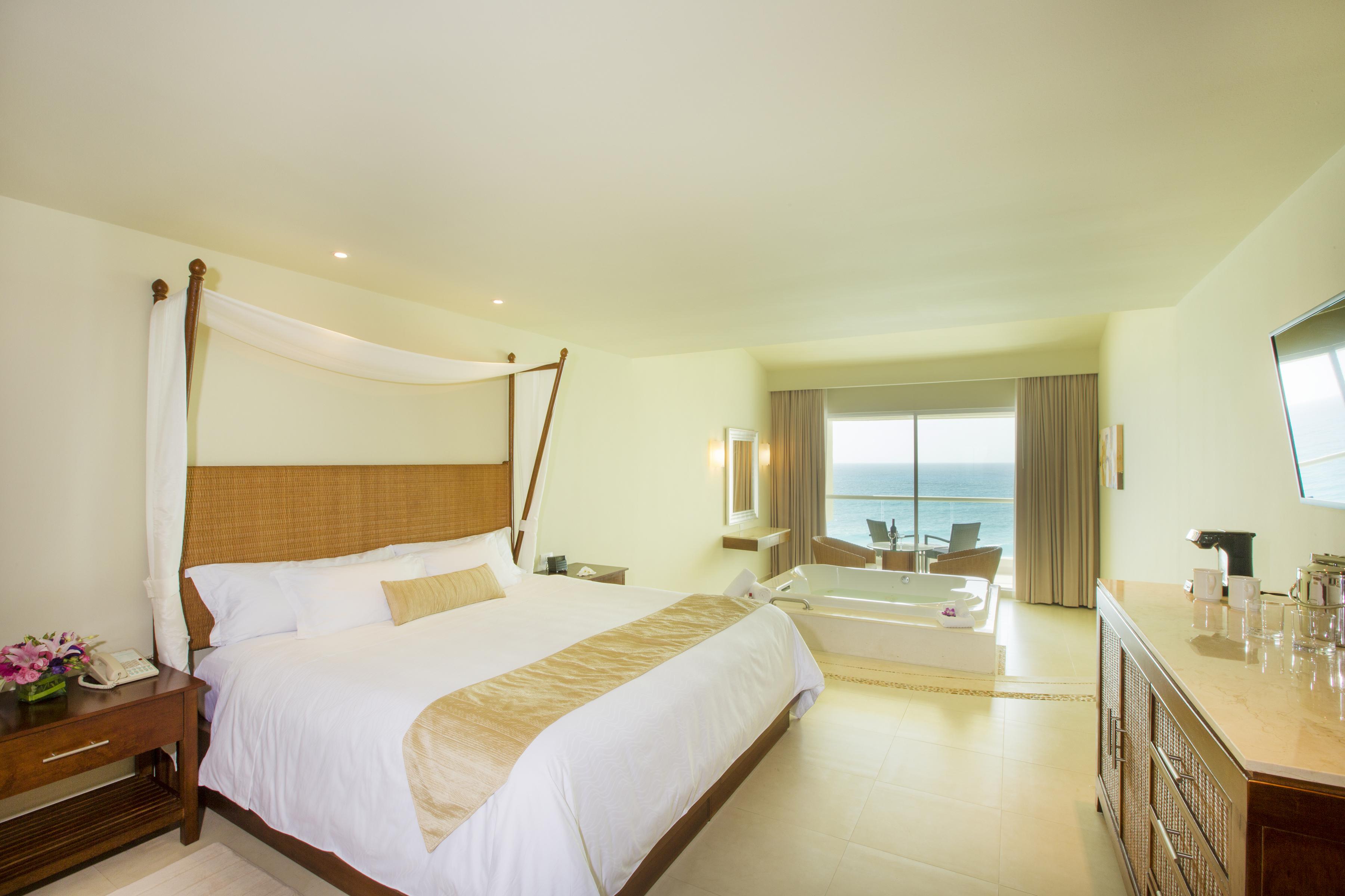 Sun Palace (Adults Only) Cancun Exterior photo